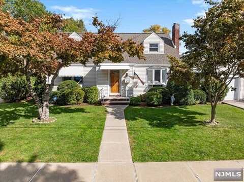 4-25 Grunauer Place, Fair Lawn, NJ 07410