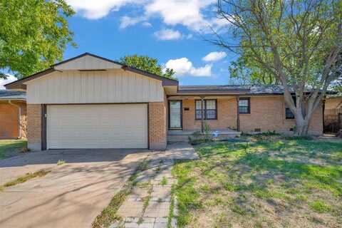 4526 SW Atom Ave, Lawton, OK 73505