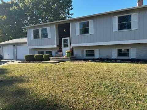 417 N Marie Court, Staunton, IL 62088