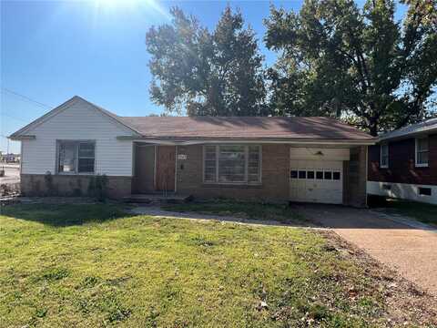 9343 Duenke Drive, Saint Louis, MO 63137