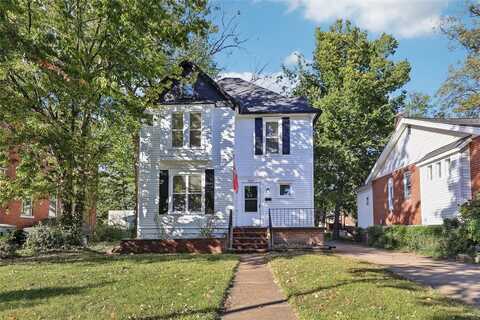 6957 Marquette Avenue, Saint Louis, MO 63139