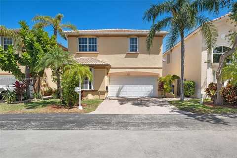 1251 Johnson Ct, Hollywood, FL 33019