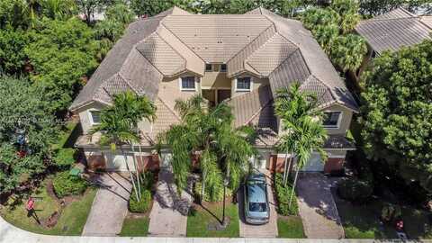 4333 Vineyard Cir, Weston, FL 33332