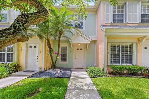 205 Mallory Ct, Weston, FL 33326