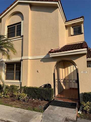 6259 NW 171st St, Hialeah, FL 33015