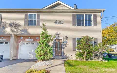 35 Arthur Avenue, Carteret, NJ 07008