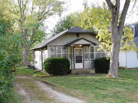 7636 335th Ave, Burlington, WI 53105