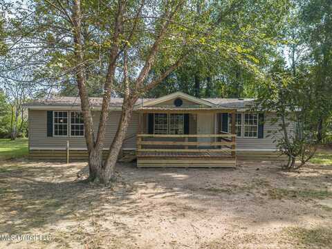 1 Grace Road, Wiggins, MS 39577