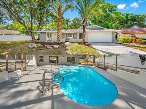 215 HOLLOW OAK COURT, TARPON SPRINGS, FL 34689