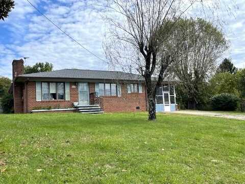 584 Robbinsville Road, ANDREWS, NC 28901