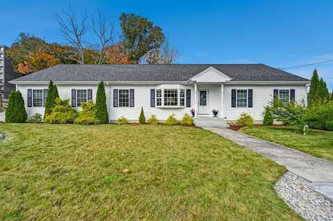 4 Avery Path, Worcester, MA 01603