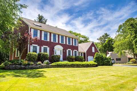 28 Harvestwood Dr, West Bridgewater, MA 02379