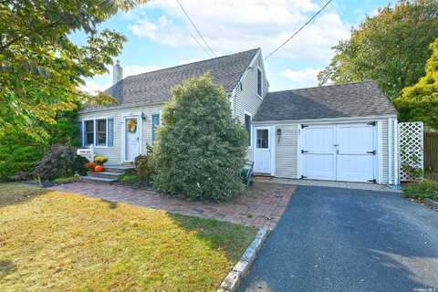 200 New York Ave Avenue, Smithtown, NY 11787