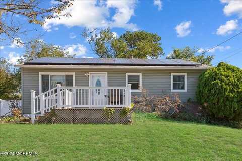 28 Bucknell Drive, Toms River, NJ 08757