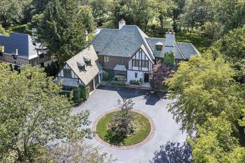 36 Indian Hill Road, Winnetka, IL 60093