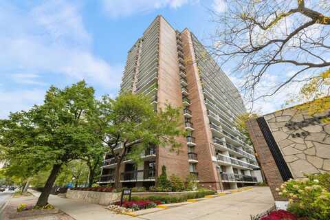 5901 N Sheridan Road, Chicago, IL 60660