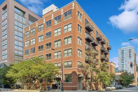 106 N ABERDEEN Street, Chicago, IL 60607