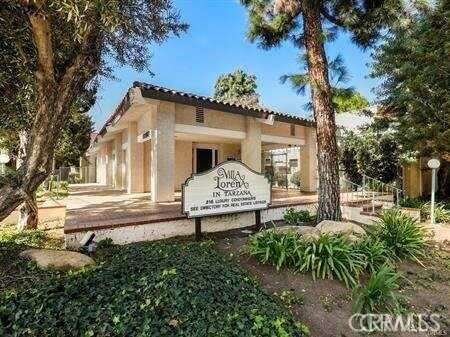 18307 Burbank Boulevard, Tarzana, CA 91356