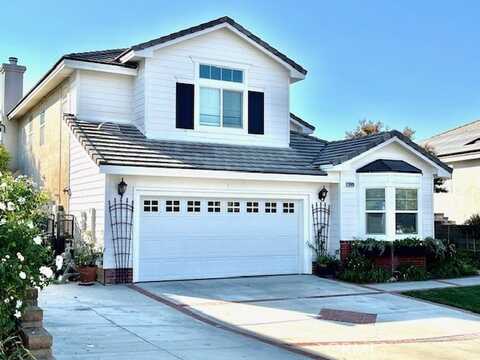 28809 Garnet Canyon Drive, Saugus, CA 91390