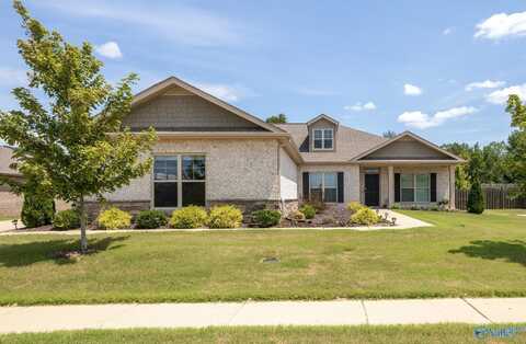 7040 Regency Lane, Gurley, AL 35748