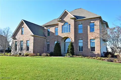 6550 Hunters Field Drive, Medina, OH 44256