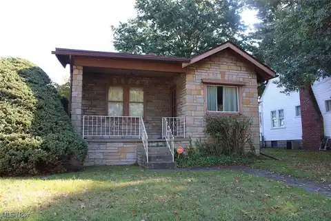 2040 Hazel Avenue, Zanesville, OH 43701