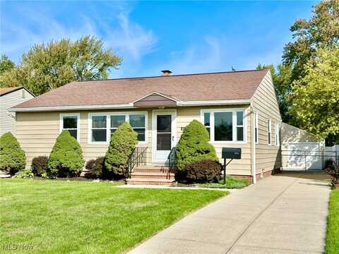 2212 Russell Avenue, Cleveland, OH 44134