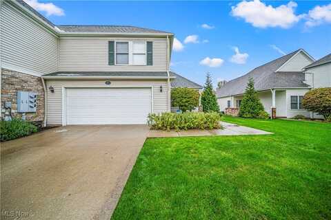 316 W Legend Court, Highland Heights, OH 44143