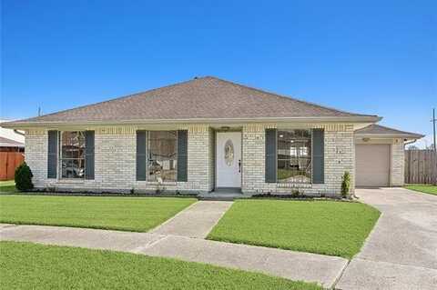 2137 VINEYARD Lane, Harvey, LA 70058