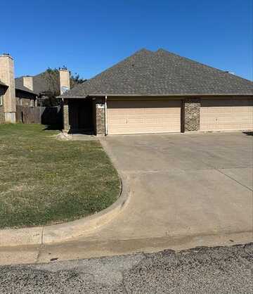 205 Paula Drive, Joshua, TX 76058