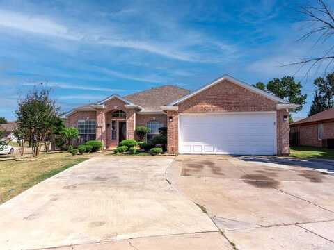 1524 Ballesteros Court, Arlington, TX 76014