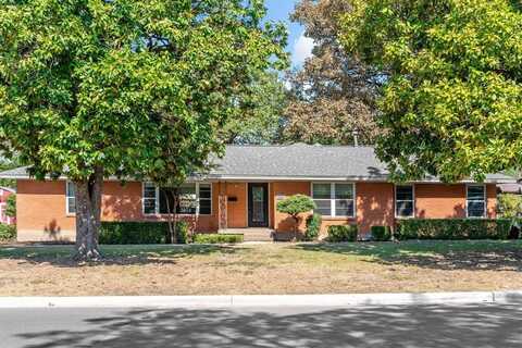 1804 Greenwood Road, McKinney, TX 75069