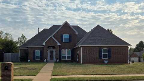 2525 Fernwood Drive, Edmond, OK 73034