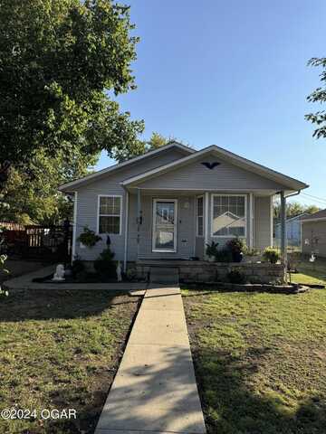 908 E Valley Street, Joplin, MO 64801