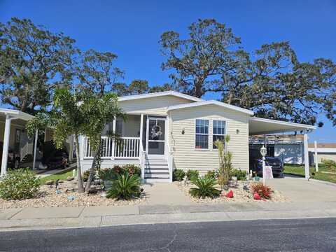 1932 Chris Drive, Tarpon Springs, FL 34689