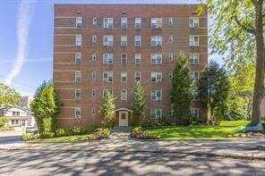 38 Laurel Place, Yonkers, NY 10704