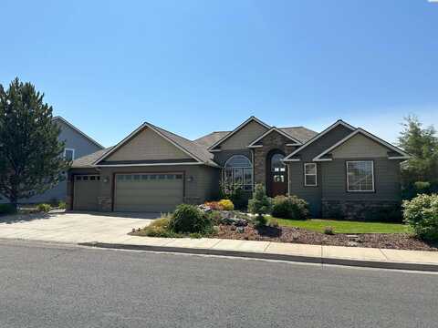 815 NW Palouse View Ct, Pullman, WA 99163