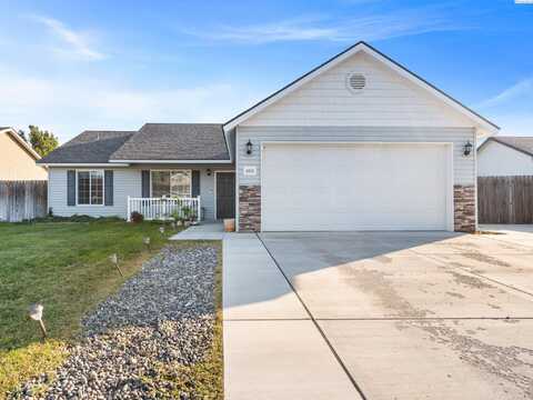 4916 Antigua Dr, Pasco, WA 99301