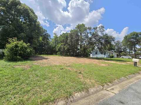 531 Springdale Cir, Pensacola, FL 32503