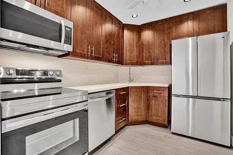 3115 Oakland Shores Dr, Oakland Park, FL 33309