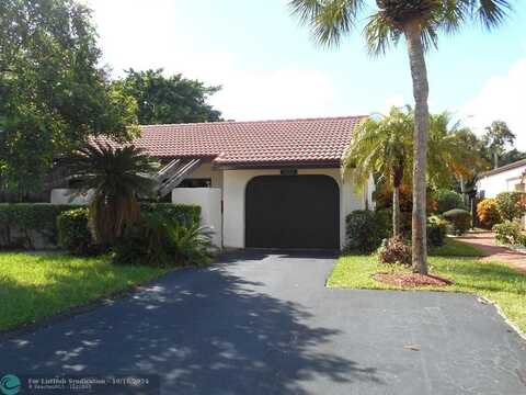 8008 Eastlake Dr, Boca Raton, FL 33433