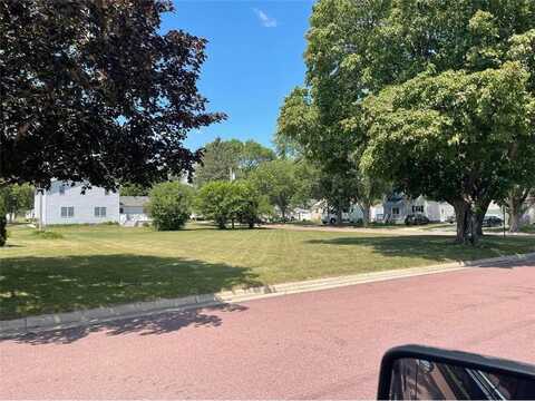 105 NW Cedar Street, Brownsdale, MN 55918