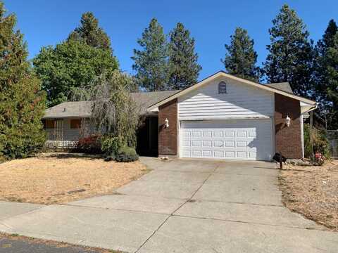 8122 N Colton St, Spokane, WA 99208