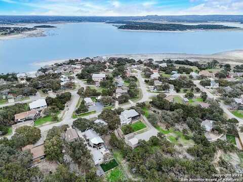 1251 STAGECOACH DR, Canyon Lake, TX 78133