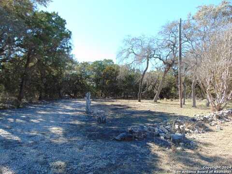 133 WRIGHT DR, Bandera, TX 78003