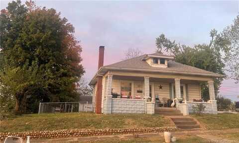 102 Tucker Street, Salem, IN 47167