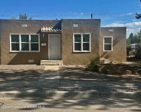 704 N BUENA VISTA Avenue, Farmington, NM 87401