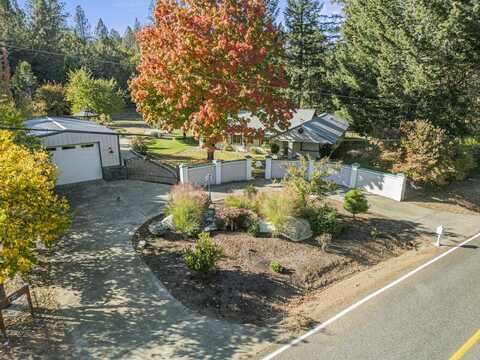 182 Lappland Drive, Grants Pass, OR 97527