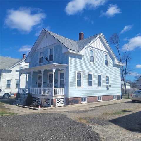 72 Blackburn Street, Warwick, RI 02886