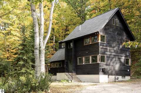 2360 N Lake Leelanau Drive, Lake Leelanau, MI 49653